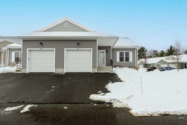 $460,000 | 111 Daniel Shays Highway, Unit 37, Belchertown, MA 01007