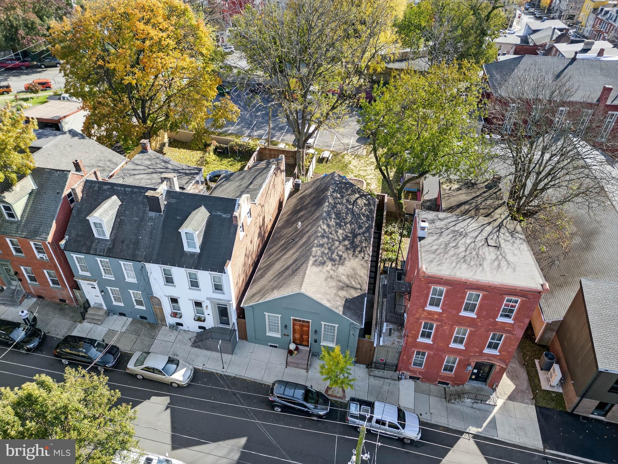 14 East Farnum Street Lancaster, PA 17602 - Photo 47 of 50 a front view of a building with street