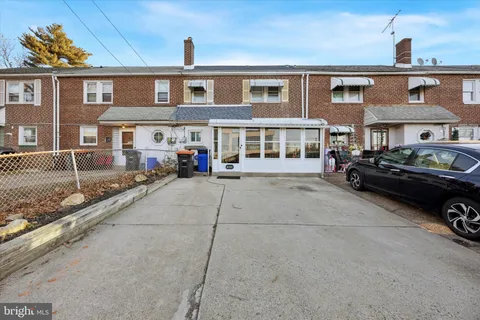 $109,900 | 1305 Highland Avenue, Chester, PA 19013