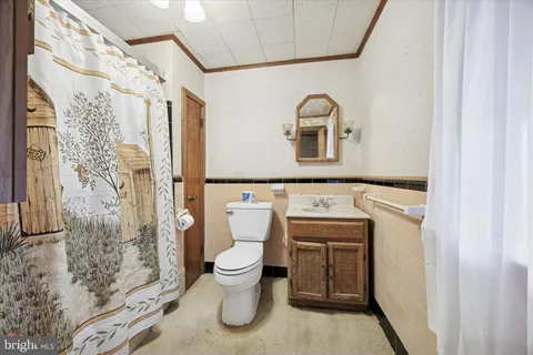 $109,900 | 1305 Highland Avenue, Chester, PA 19013