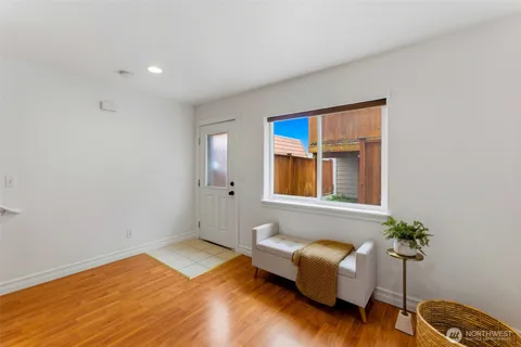 $319,950 | 2611 6th Avenue, Unit A, Tacoma, WA 98406