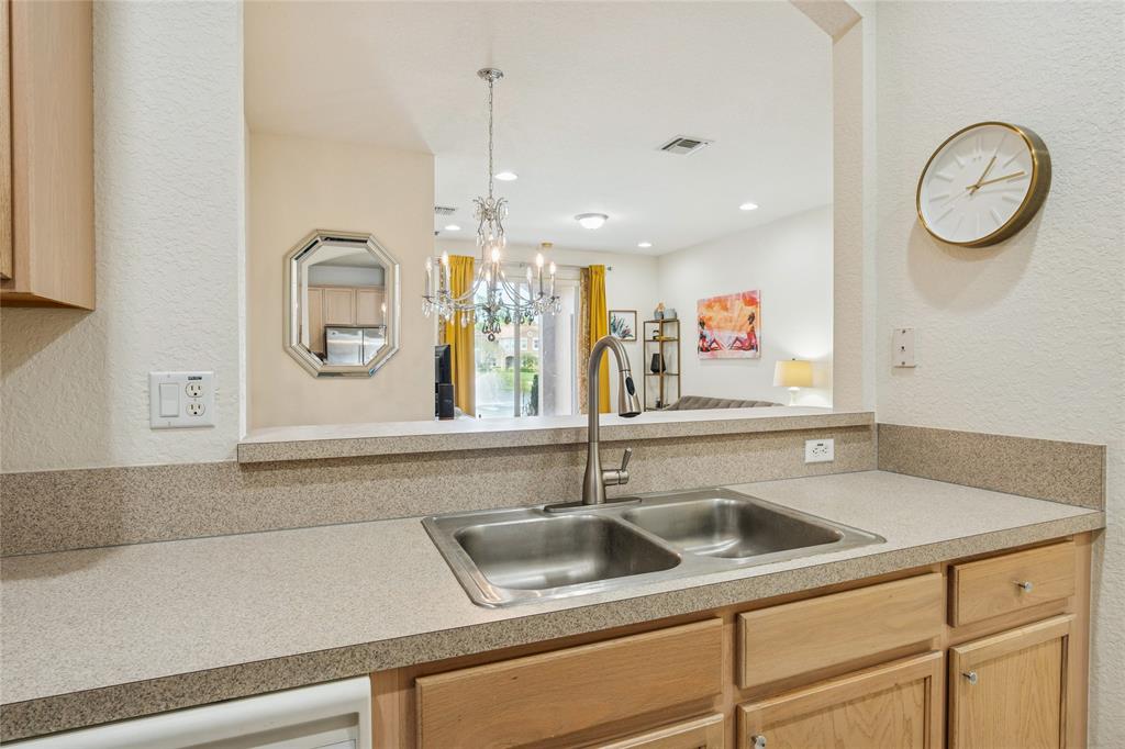 4910 Bonsai Circle, Unit 110 Palm Beach Gardens, FL 33418 - Photo 14 of 24 Kitchen