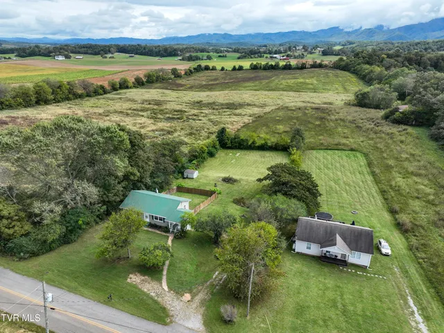 $215,000 | 260 Old Jonesboro Road, Chuckey, TN 37641