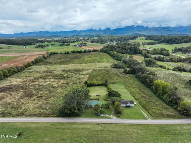 $215,000 | 260 Old Jonesboro Road, Chuckey, TN 37641