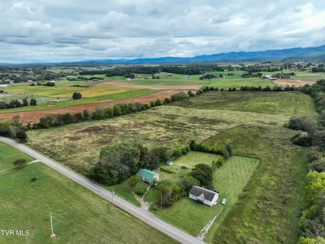 $215,000 | 260 Old Jonesboro Road, Chuckey, TN 37641