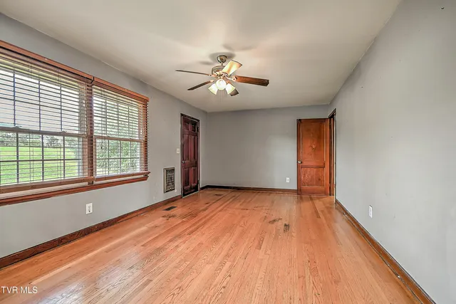 $215,000 | 260 Old Jonesboro Road, Chuckey, TN 37641