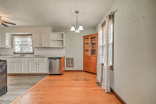 $215,000 | 260 Old Jonesboro Road, Chuckey, TN 37641