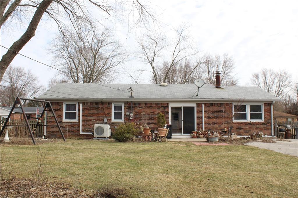 4378 Clifford Road Brownsburg, IN 46112 - Photo 2 of 16 Gallery Image 2
