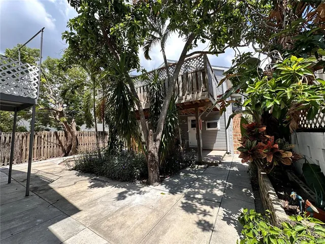 a view of a pathway of a house