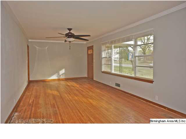 7217 Rowan Road Leeds, AL 35094 - Photo 7 of 32