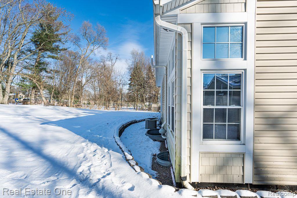 410 Maplehill Road Rochester Hills, MI 48306 - Photo 43 of 56