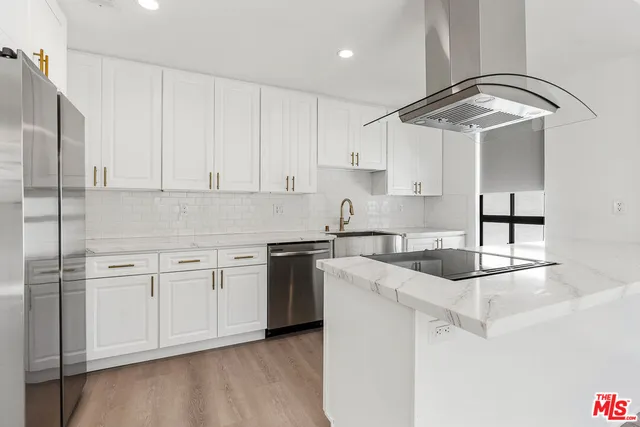 $5,195 | 9191 Charleville Boulevard, Unit 102, Beverly Hills, CA 90212