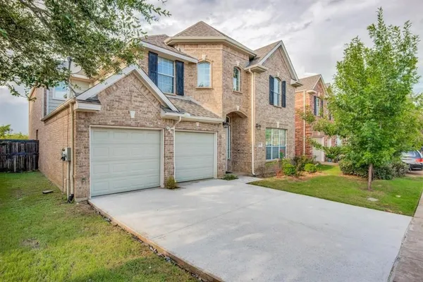$4,000 | 1331 Valley Vista Drive, Irving, TX 75063