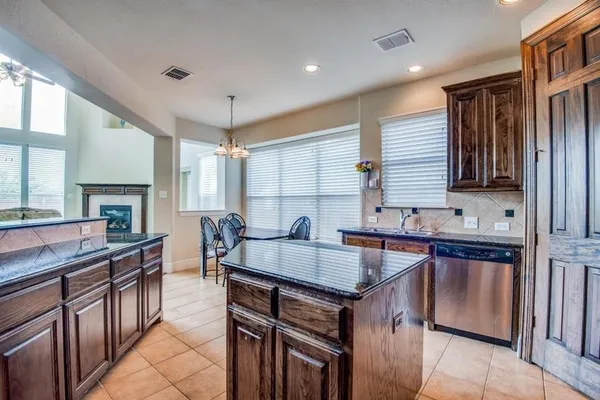 $4,000 | 1331 Valley Vista Drive, Irving, TX 75063