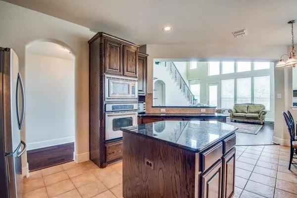 $4,000 | 1331 Valley Vista Drive, Irving, TX 75063