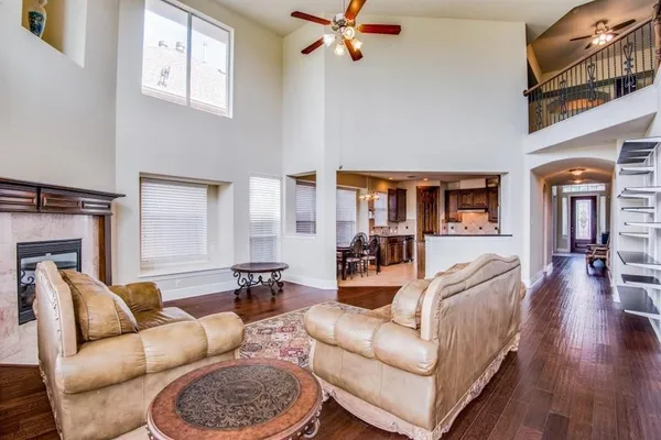 $4,000 | 1331 Valley Vista Drive, Irving, TX 75063