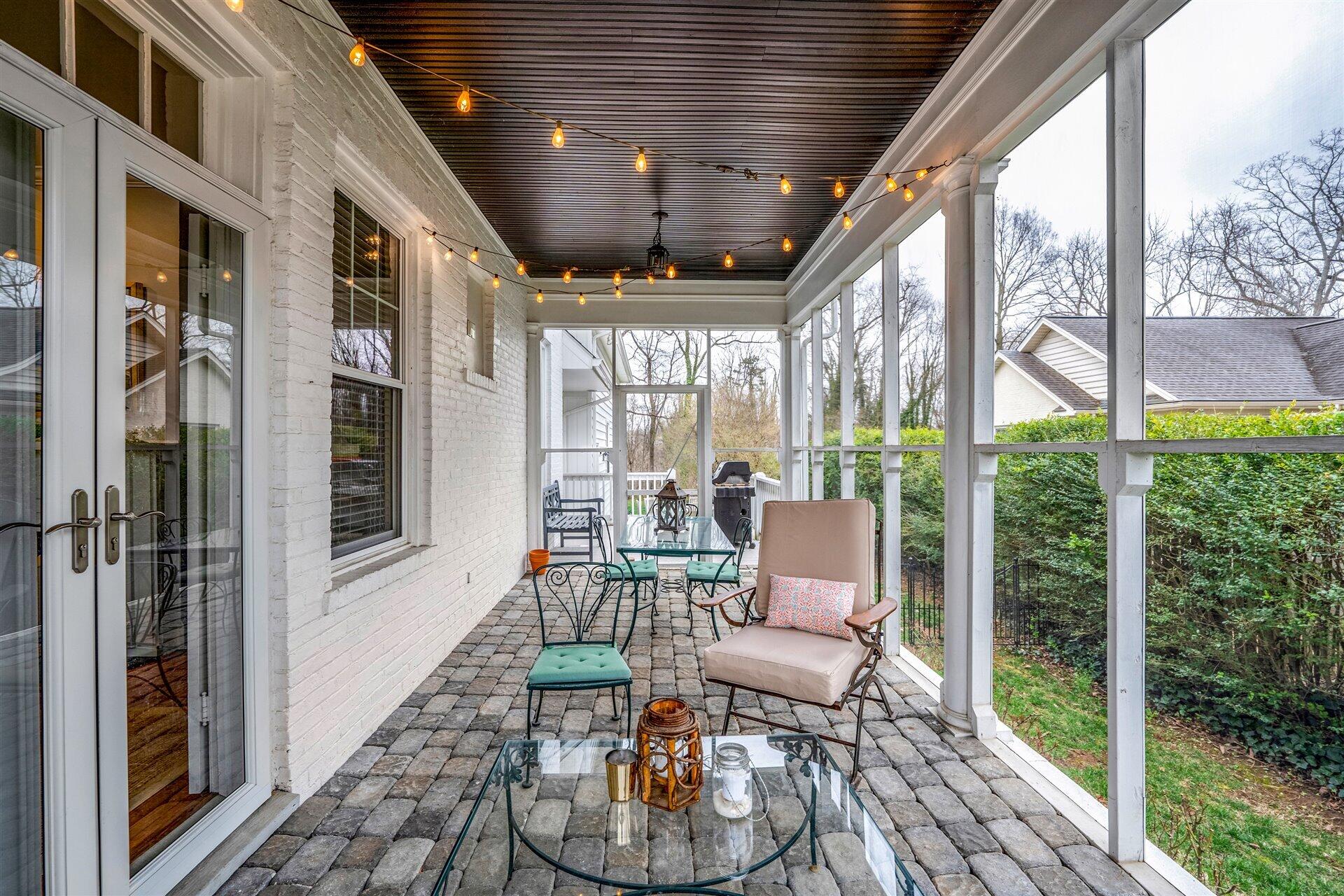 400 High Street Salem, VA 24153 - Photo 14 of 67 a balcony with furniture and wooden floor