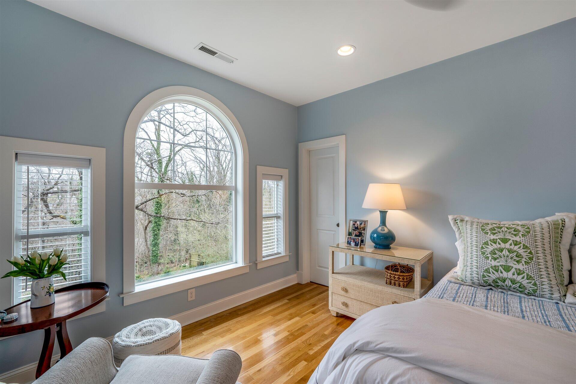 400 High Street Salem, VA 24153 - Photo 45 of 67 a bedroom with furniture and a large window