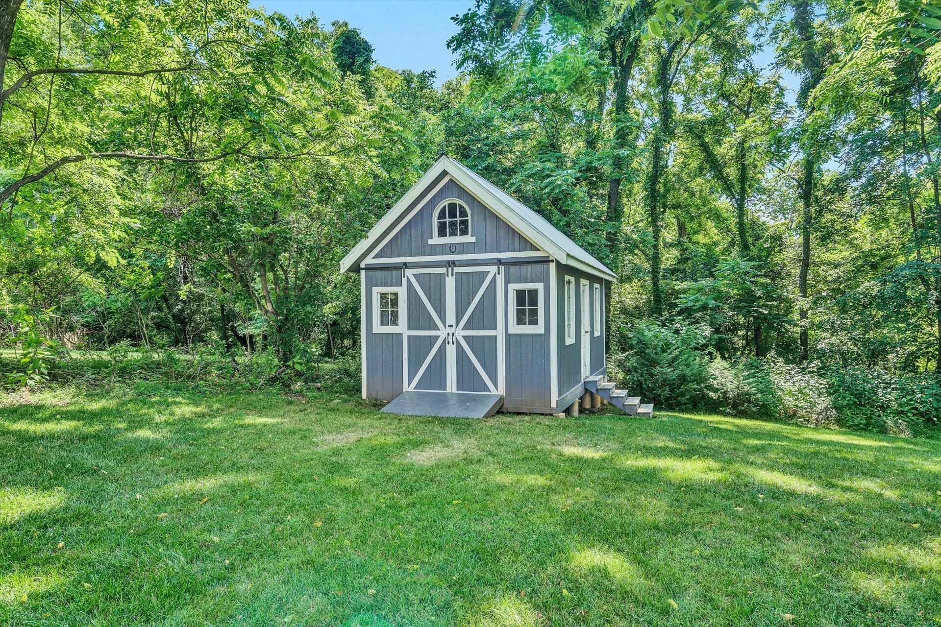 400 High Street Salem, VA 24153 - Photo 61 of 67 a view of a house with a yard