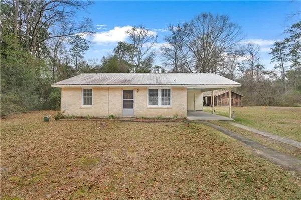 $170,000 | 20125 Lowe Davis Road, Covington, LA 70435