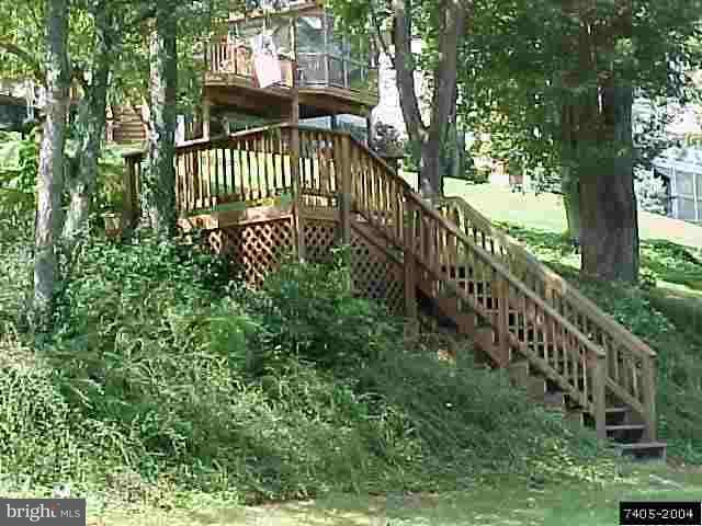 42 Stone Ridge Drive New Freedom, PA 17349 - Photo 7 of 8 Gallery Image 7