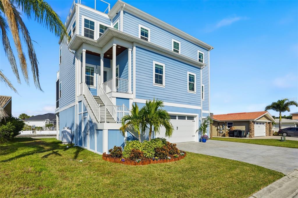 4065 Rudder Way New Port Richey, FL 34652 - Photo 2 of 71