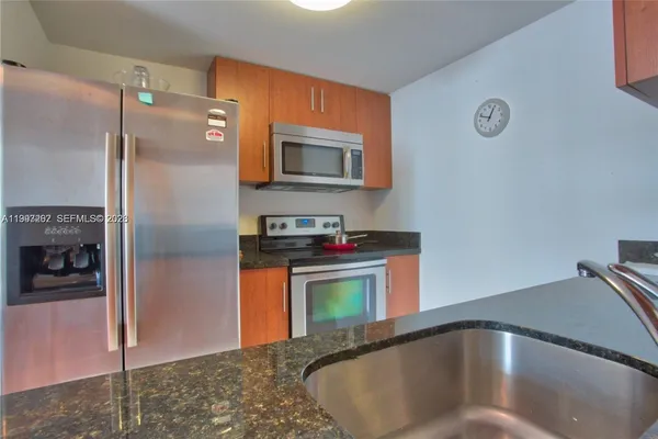 $3,400 | 601 Northeast 23rd Street, Unit 1004, Miami, FL 33137