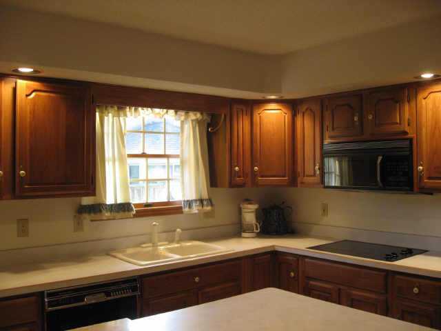 1695 Northam Road Columbus, OH 43221 - Photo 8 of 10