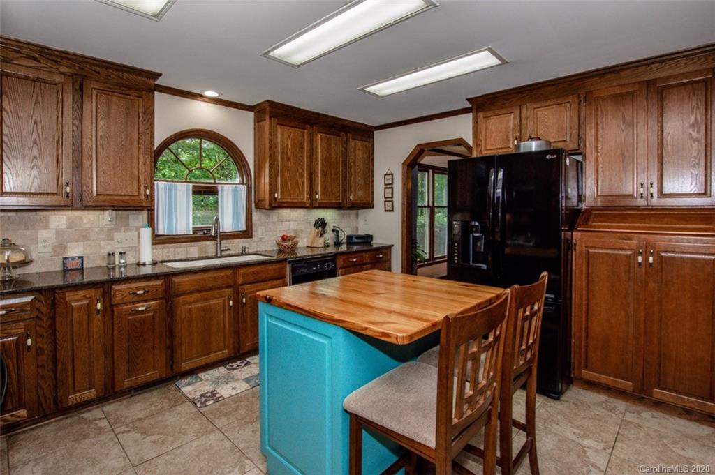 122 Nottingham Road Statesville, NC 28625 - Photo 12 of 45 Gallery Image 12