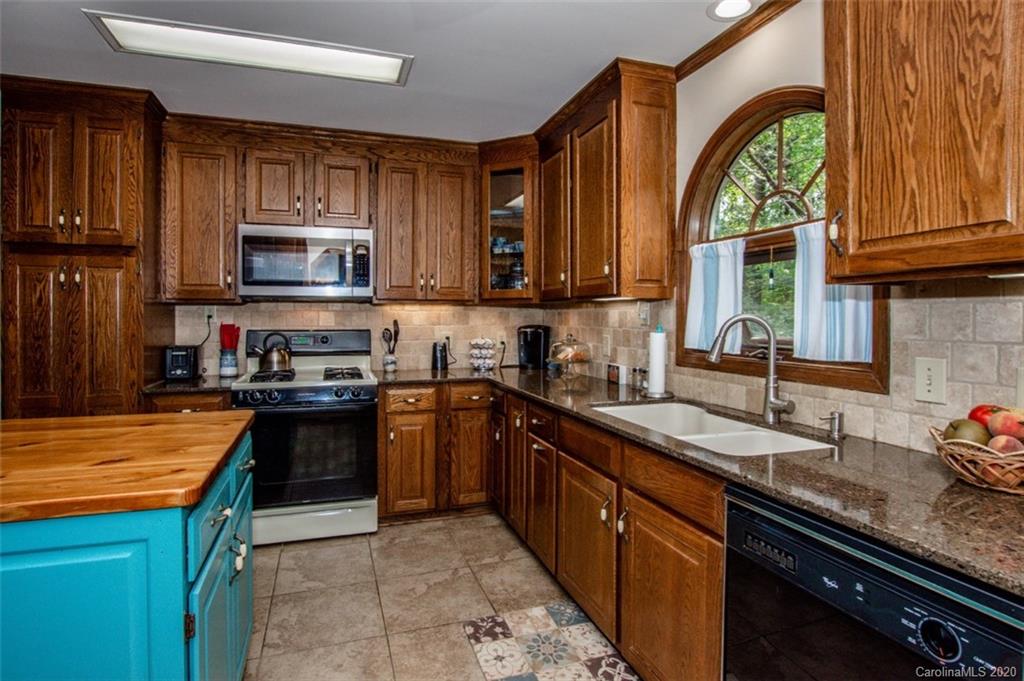 122 Nottingham Road Statesville, NC 28625 - Photo 13 of 45 Gallery Image 13