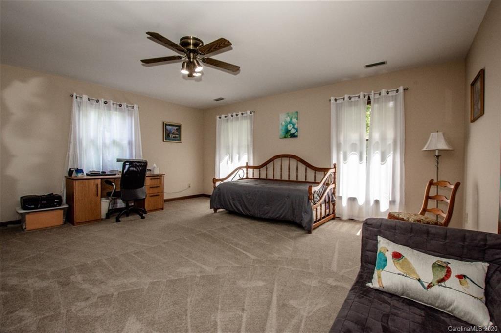 122 Nottingham Road Statesville, NC 28625 - Photo 28 of 45 Gallery Image 28