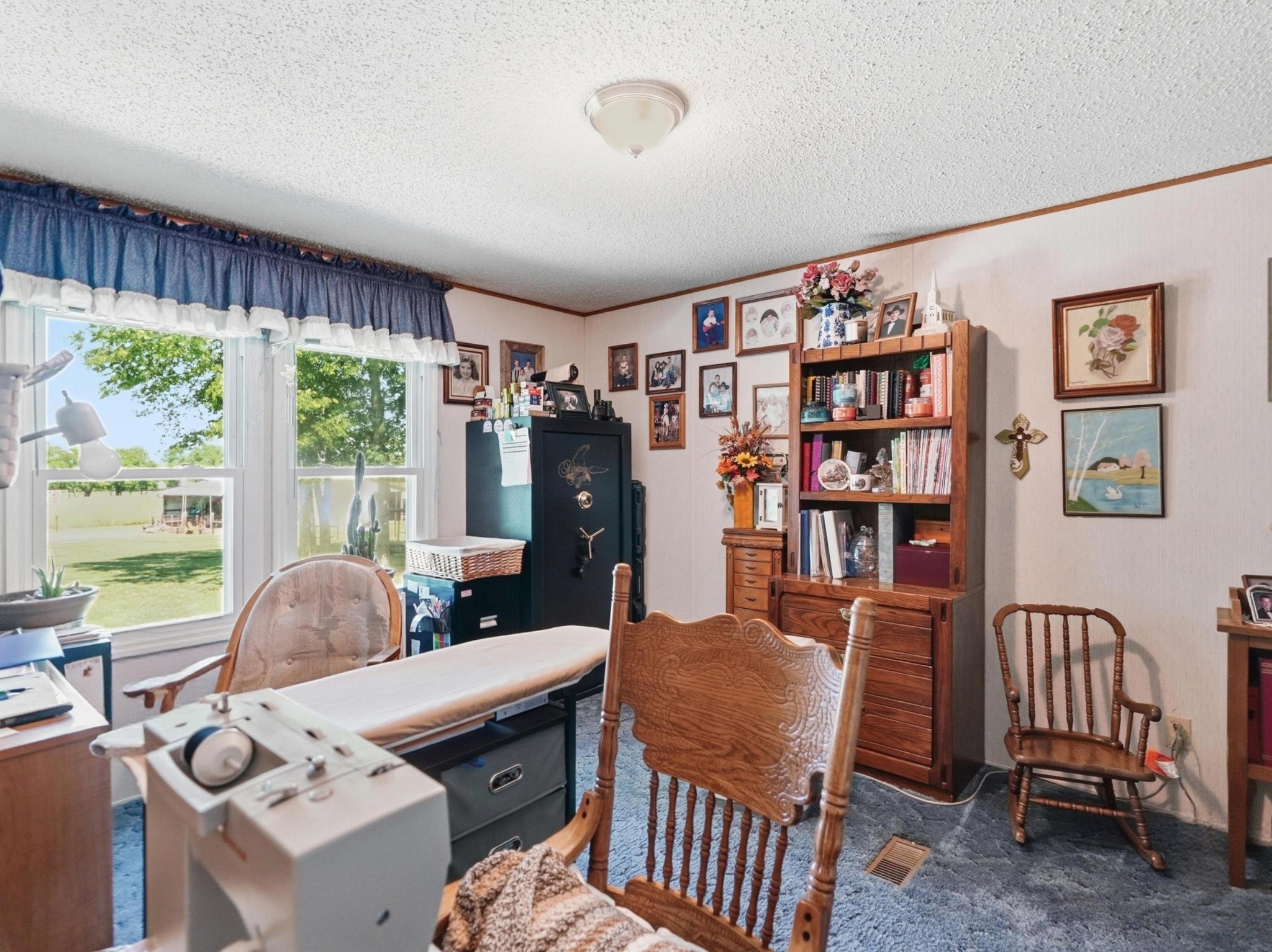 597 Hiwassee Road Lebanon, TN 37087 - Photo 21 of 37 a living room with furniture and a window