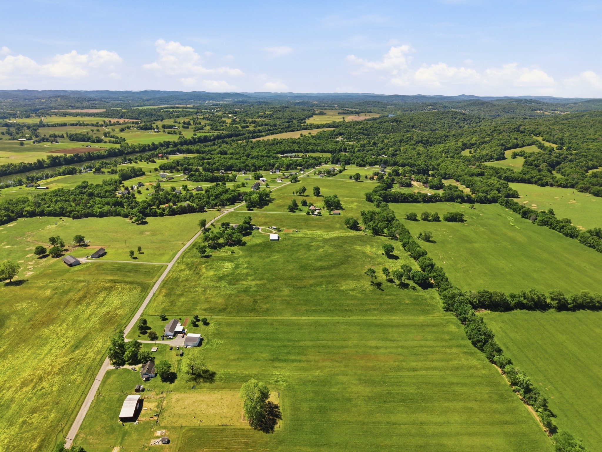 597 Hiwassee Road Lebanon, TN 37087 - Photo 7 of 37 a view of a city