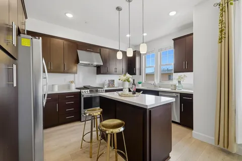 $1,598,000 | 619 Cinnamon Circle, Mountain View, CA 94043