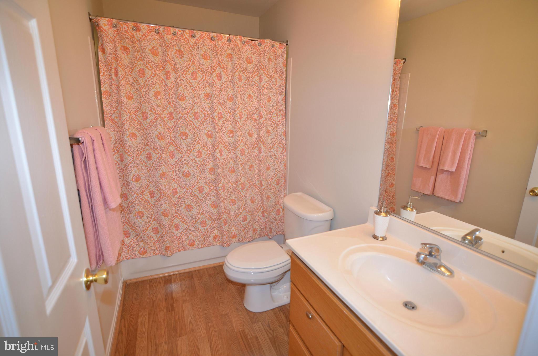 8745 Spring Brook Way, Unit 1 Odenton, MD 21113 - Photo 17 of 20 Second Floor Full Bath