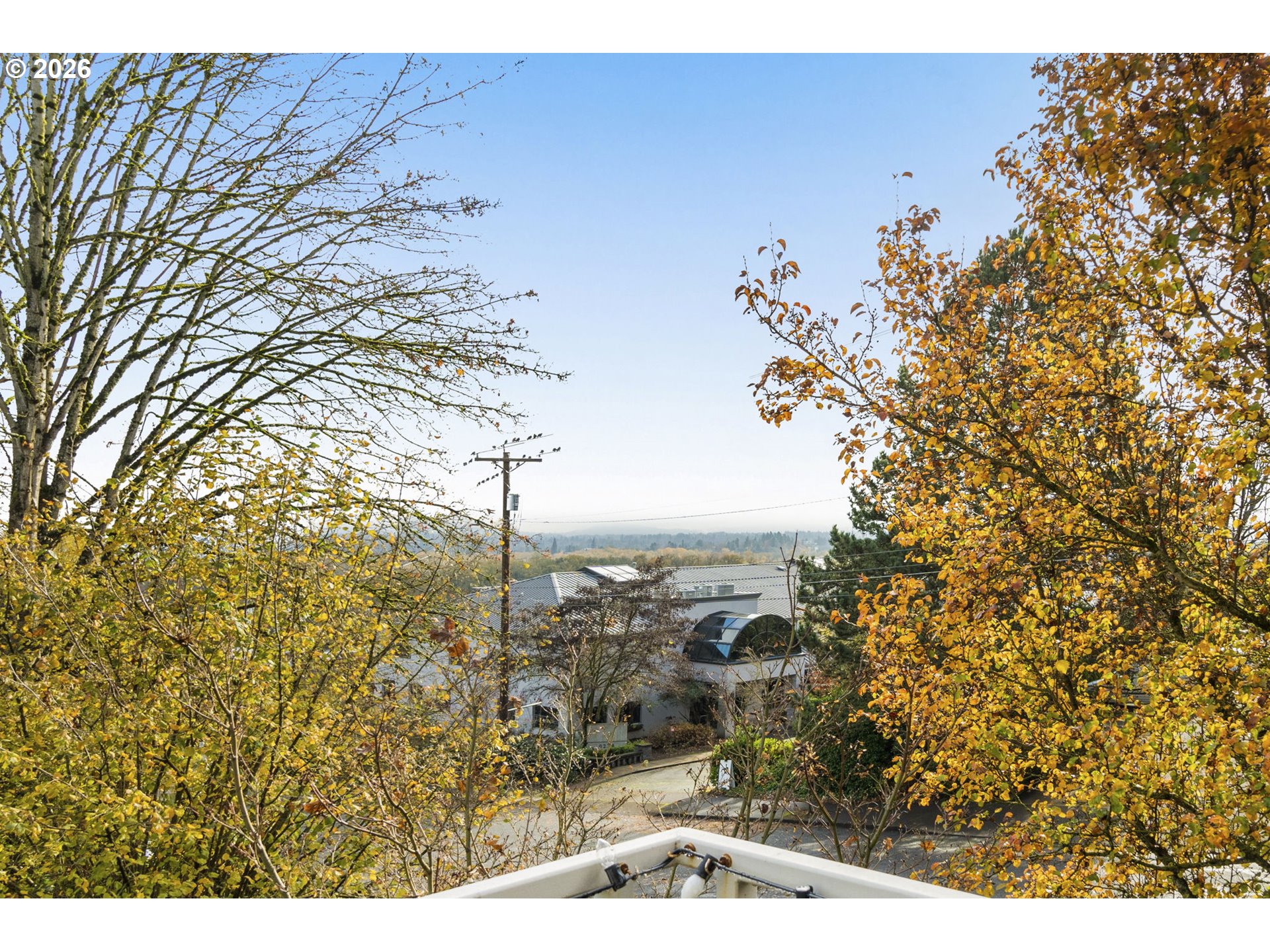 4280 South Corbett Avenue, Unit 102 Portland, OR 97239 - Photo 24 of 27 Balcony