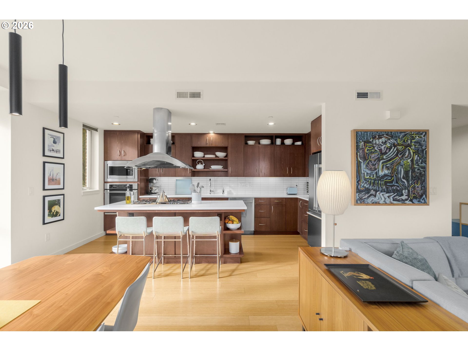 4280 South Corbett Avenue, Unit 102 Portland, OR 97239 - Photo 10 of 27 Kitchen