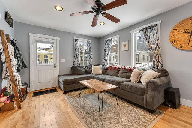 $299,000 | 79 Pleasant Street, Northfield, VT 05663