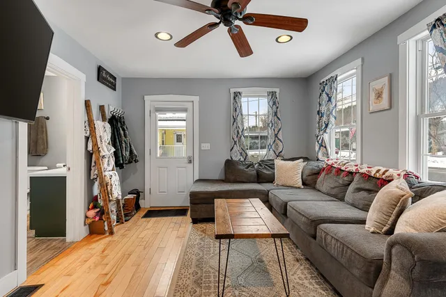 $299,000 | 79 Pleasant Street, Northfield, VT 05663