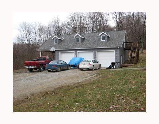116 Patterson Creek Road Sycamore, PA 15364 - Photo 3 of 8 Parking Lot/Garage.