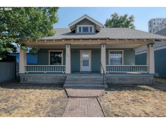 $260,000 | 612 Southeast Dorion Avenue, Pendleton, OR 97801