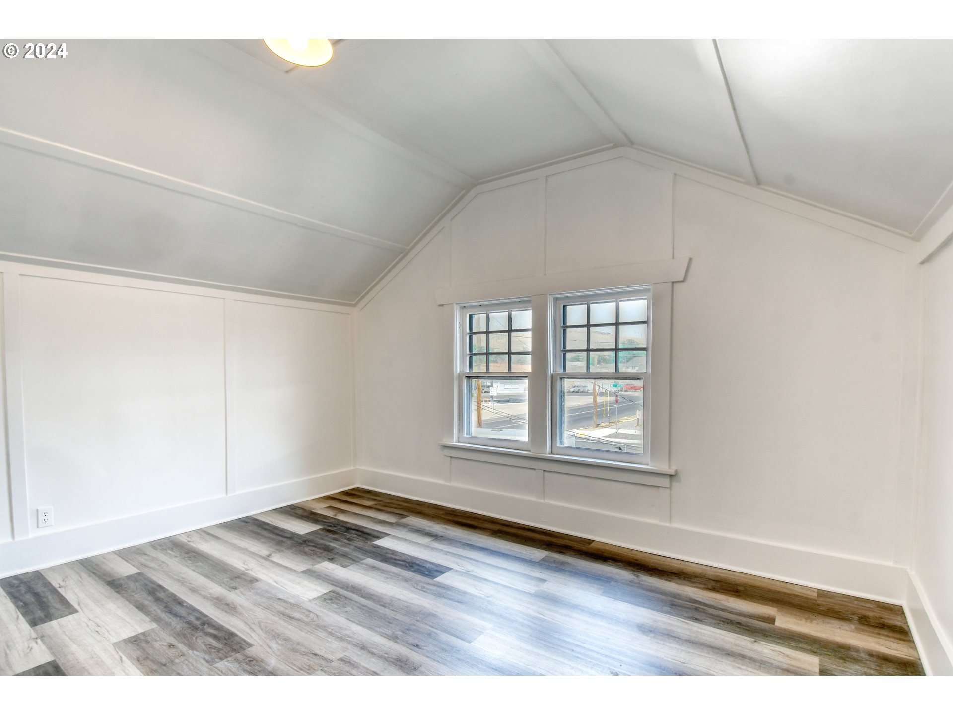 612 Southeast Dorion Avenue Pendleton, OR 97801 - Photo 10 of 13