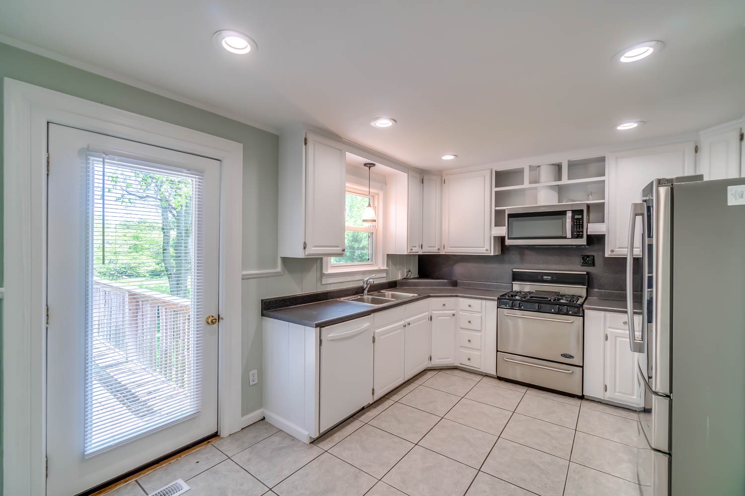 1103 Manor Road Columbia, TN 38401 - Photo 10 of 36 Gallery Image 10