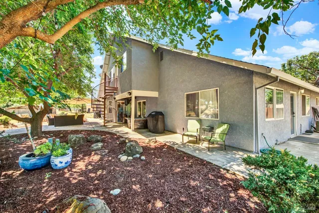 $1,100,000 | 7630 Acacia Lane, Vacaville, CA 95688
