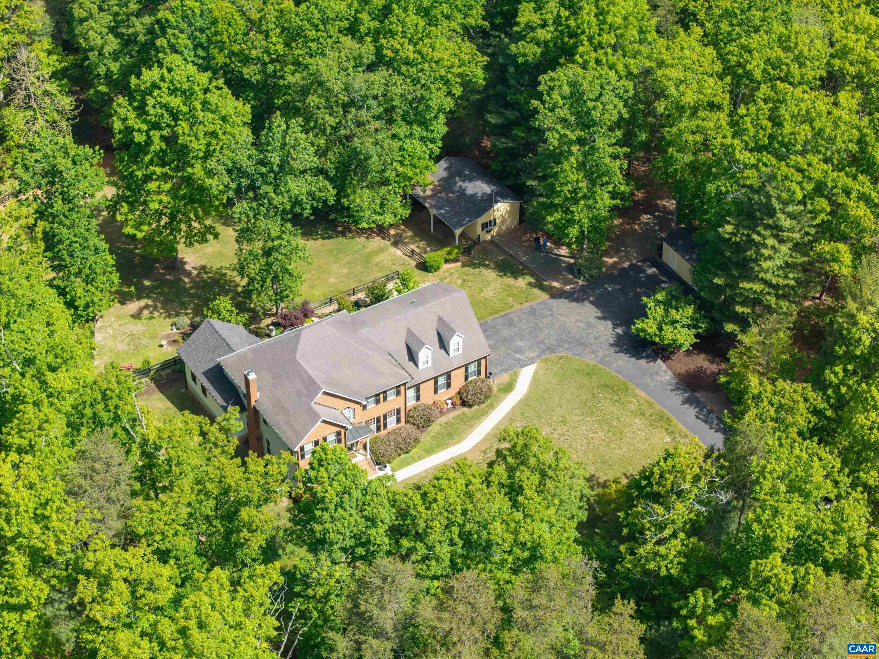 100 Campbell Road Keswick, VA 22947 - Photo 5 of 72
