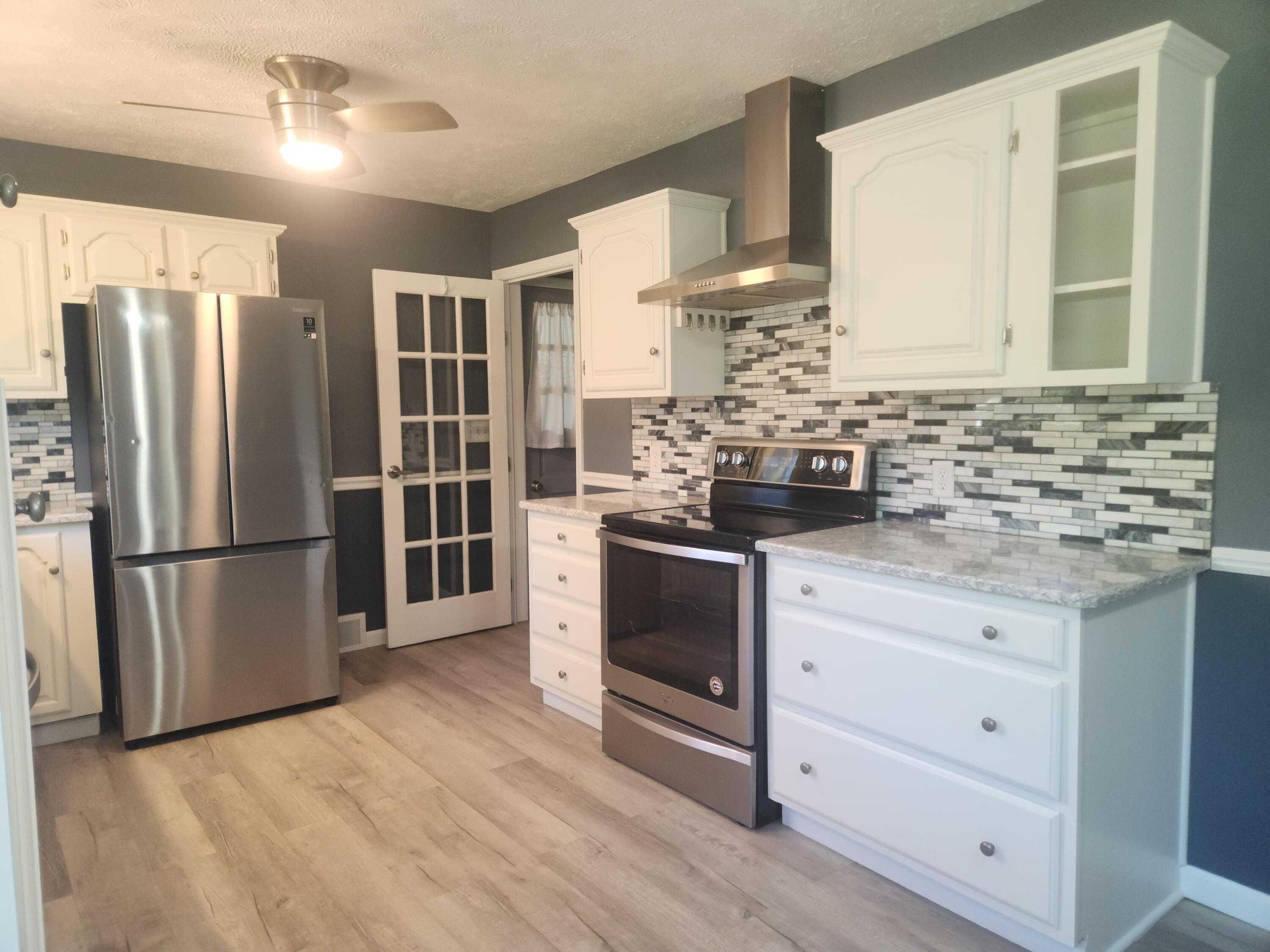 301 Rancho Street Eaton Rapids, MI 48827 - Photo 10 of 41 20260516_164342