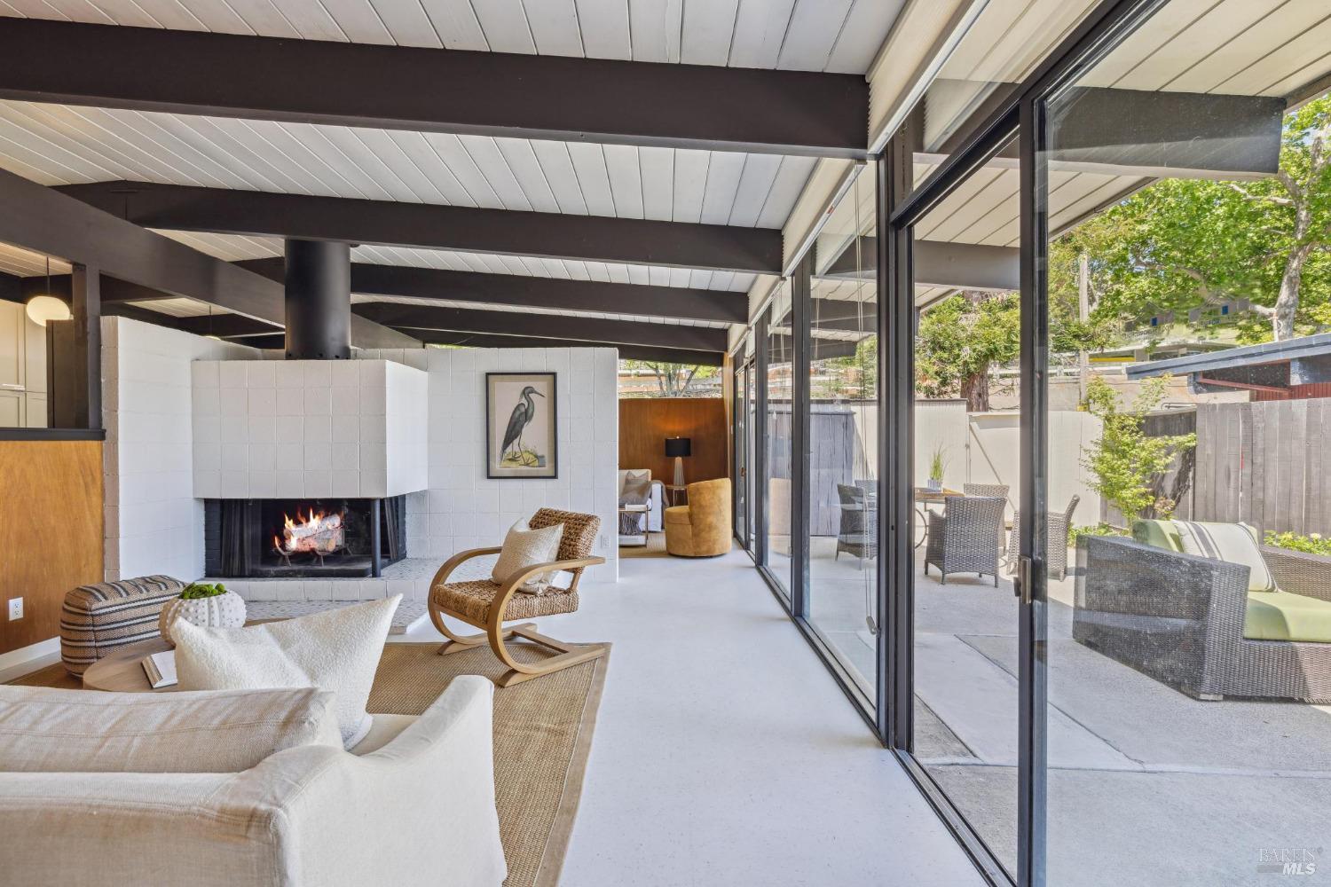 659 Las Colindas Road San Rafael, CA 94903 - Photo 16 of 44