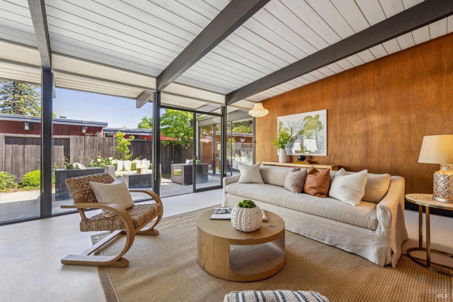 659 Las Colindas Road San Rafael, CA 94903 - Photo 17 of 44