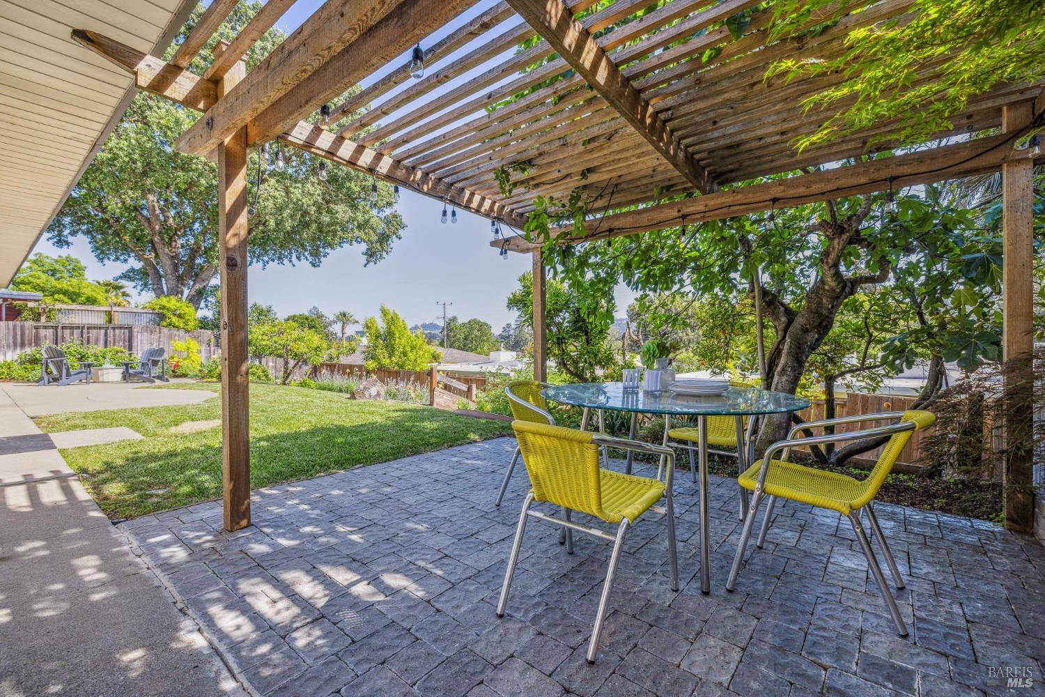 659 Las Colindas Road San Rafael, CA 94903 - Photo 10 of 44