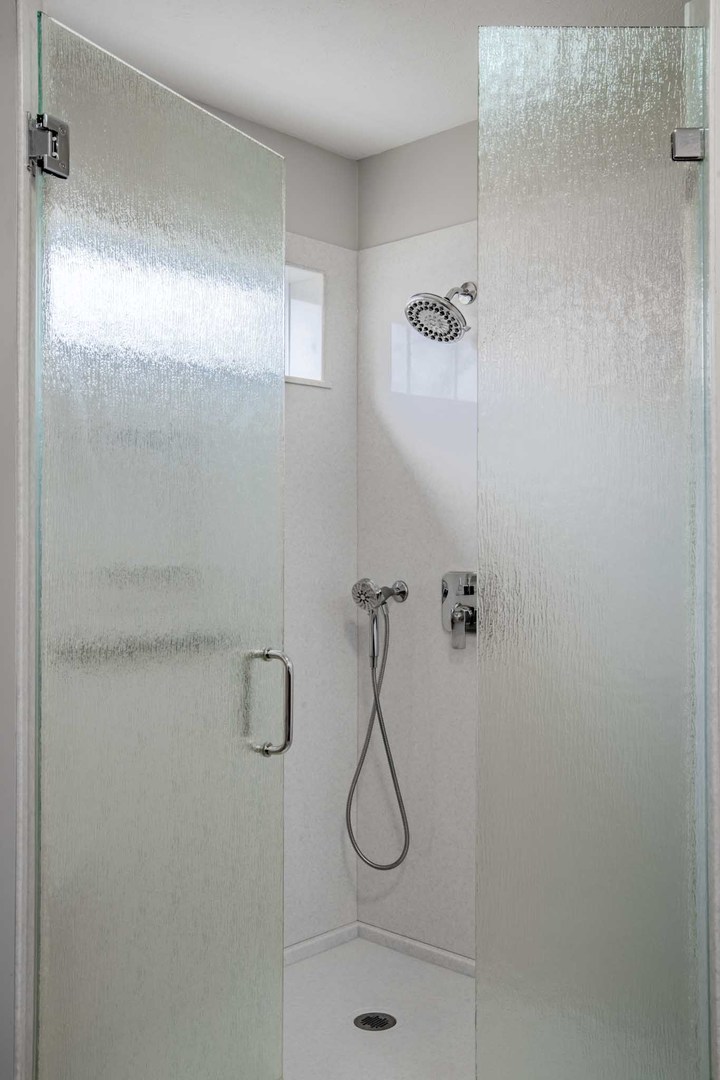 11052 Prestwick Drive Benton, IL 62812 - Photo 21 of 46 a bathroom with a shower